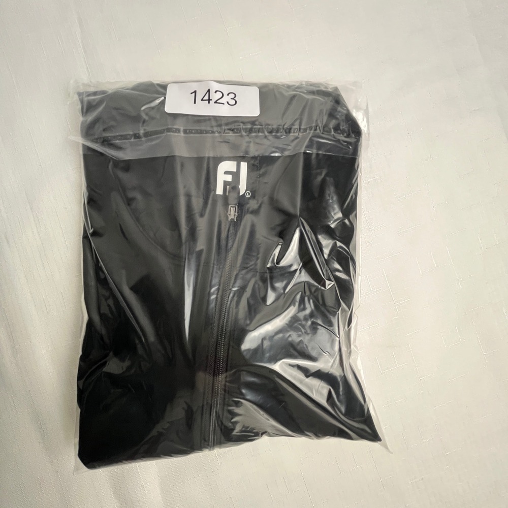 FootJoy FJ Golf Vest Mens Large Black 1/4 Zip Lightweight Logo Pockets - Picture 13 of 13